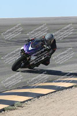 media/Oct-13-2025-Moto Forza (Mon) [[a66d839500]]/4-C Group/Session 2 (Bowl)/